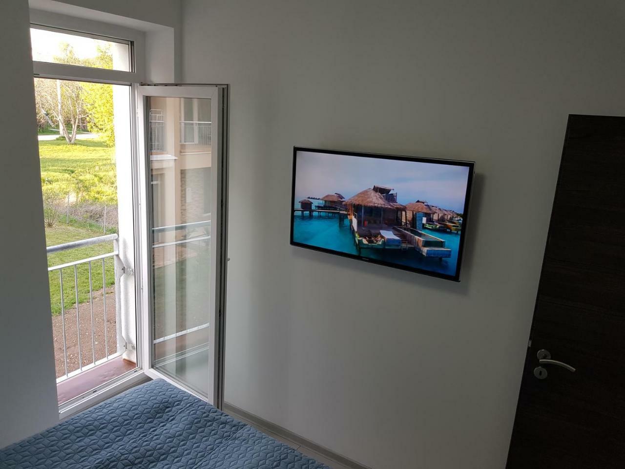 Lakefive Apartments Balatonfuered Exterior foto