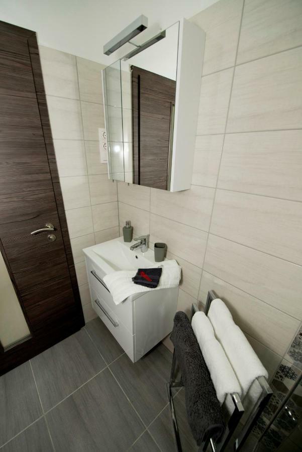 Lakefive Apartments Balatonfuered Exterior foto